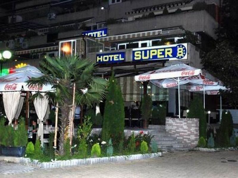 Hotel Super 8 Szkopje Kültér fotó